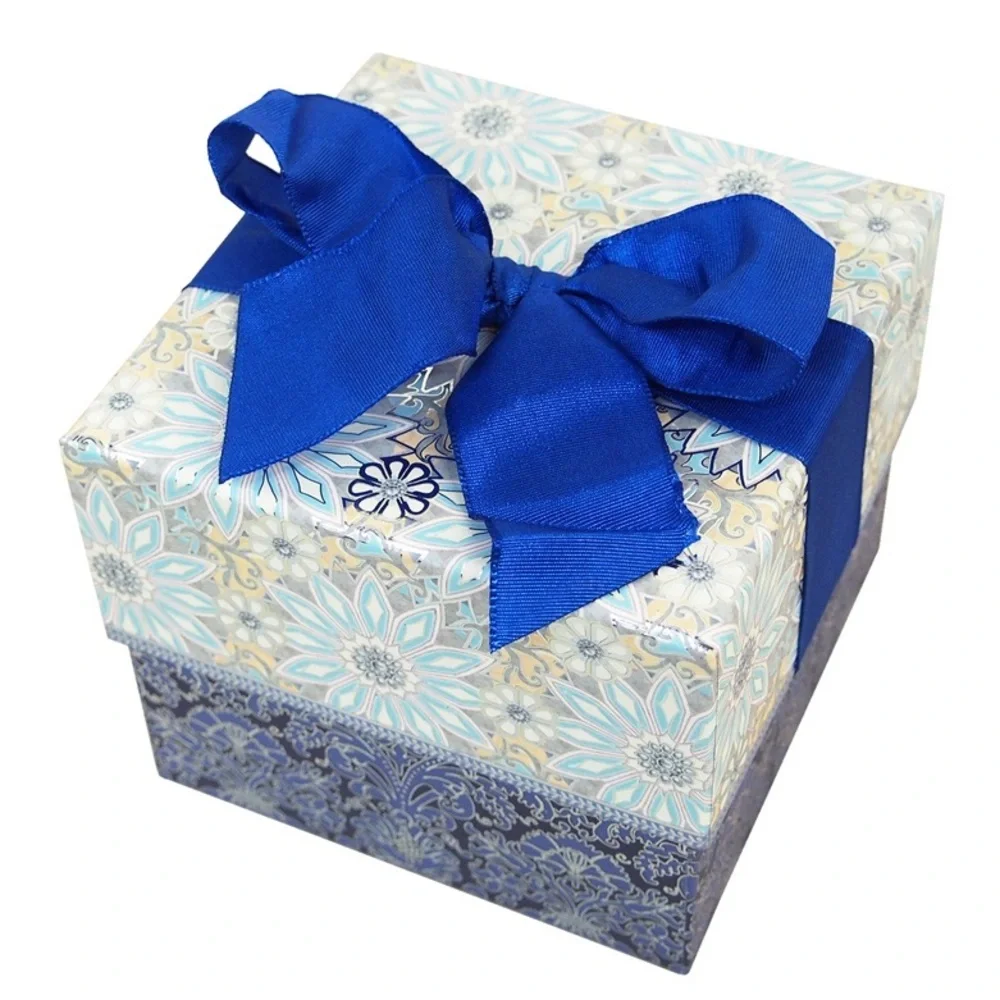 Punch Studio Blue Bow Snowflake Trinket Decorative Gift Box (42879), Lg